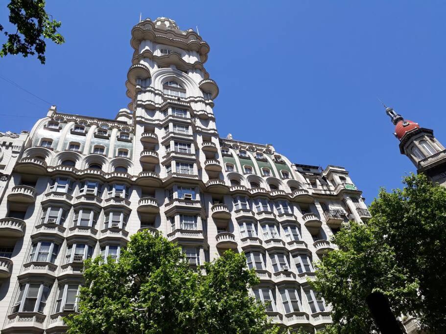 Apartment Beautiful In The Heart Of *